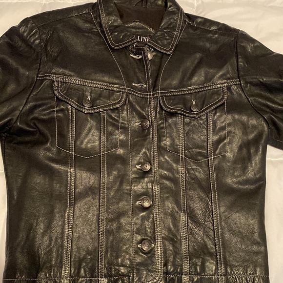 Black leather short jacket - Picture 3 of 6